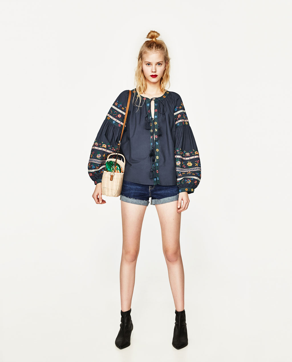BM70150 Fashion Loose Top As Picture