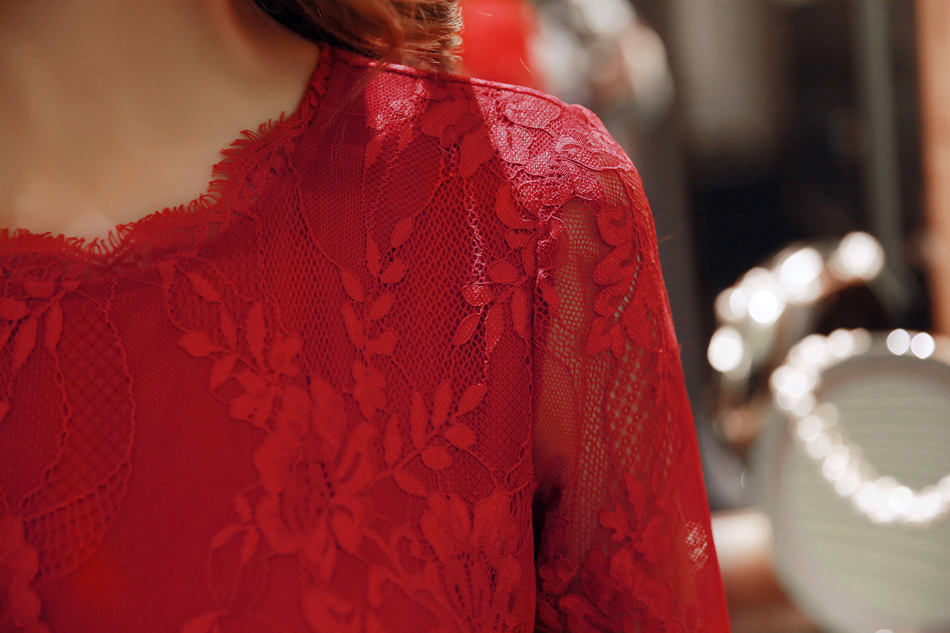 BM70177 Elegant Lace Dress Red