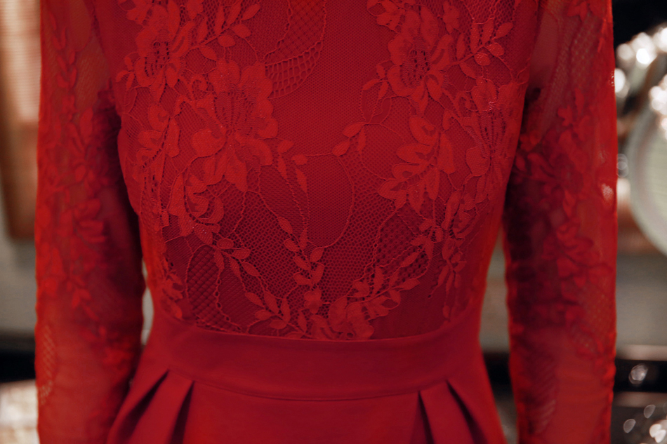 BM70177 Elegant Lace Dress Red