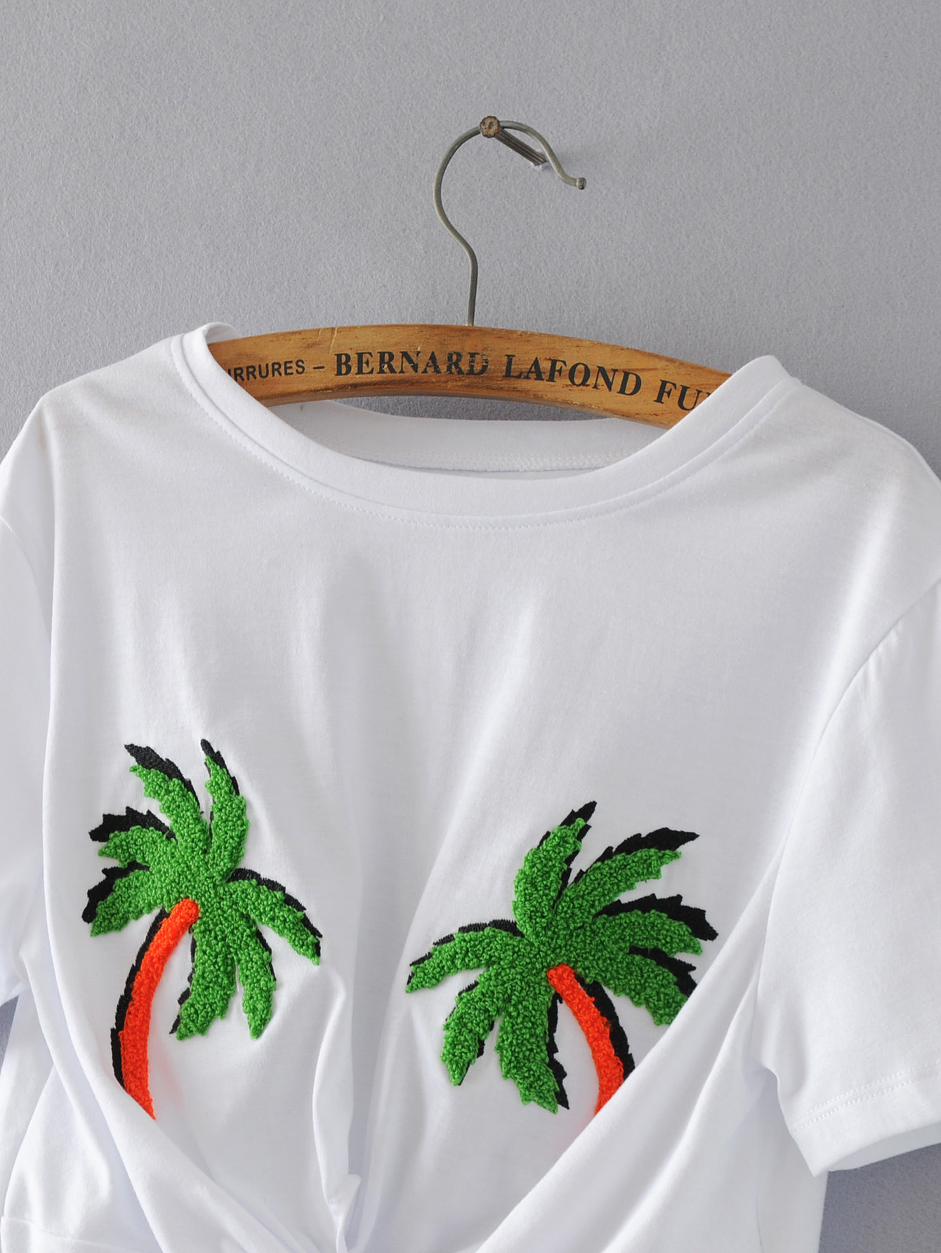 BM70178 Europe Stylish Top White