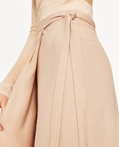 BM70197 Elegant Skirt Almond