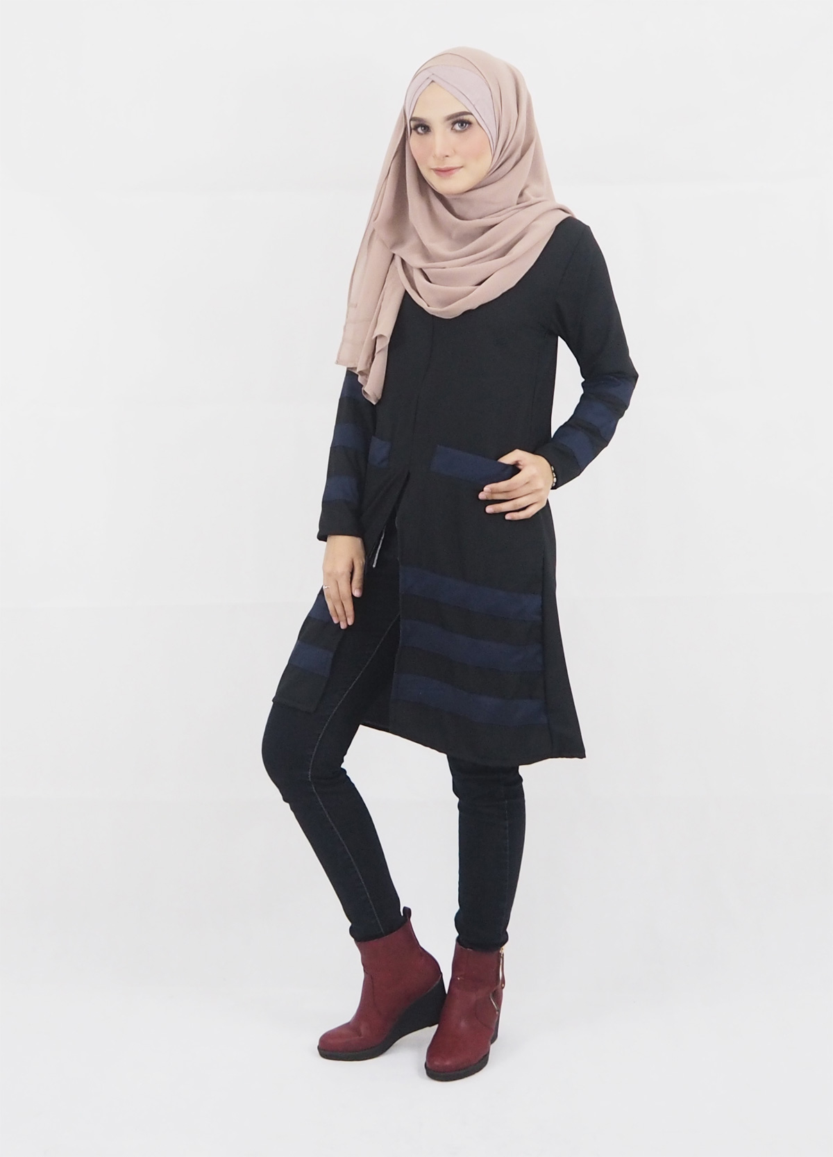 SW4823 Fashion Top Black