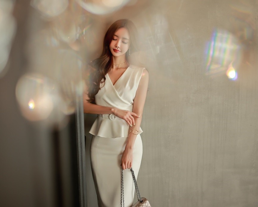 BM70250 Charming Dress White