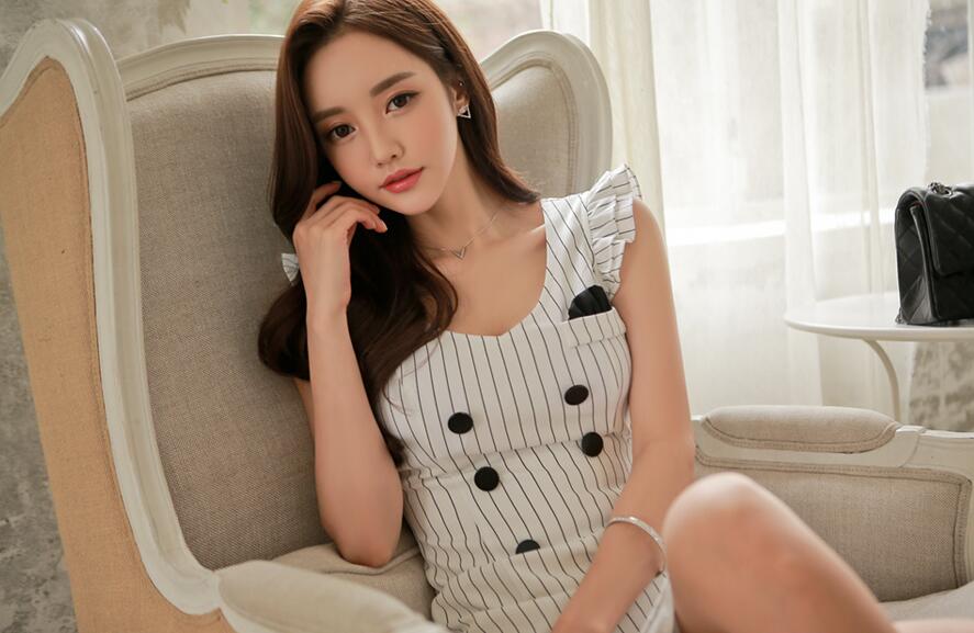 BM70260 Pretty Dress White
