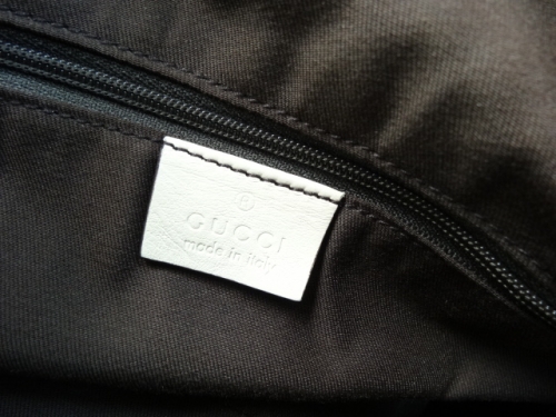 PB6016 Gucci Sukey Large Tote (Beige)