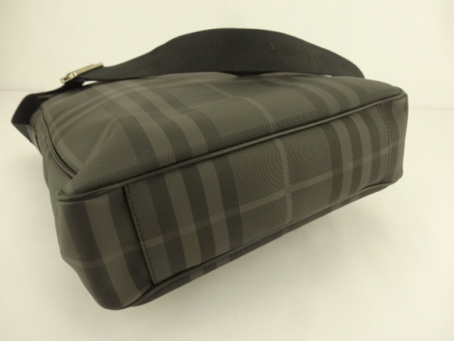 PB6041 Burberry Brit Check Messenger Bag