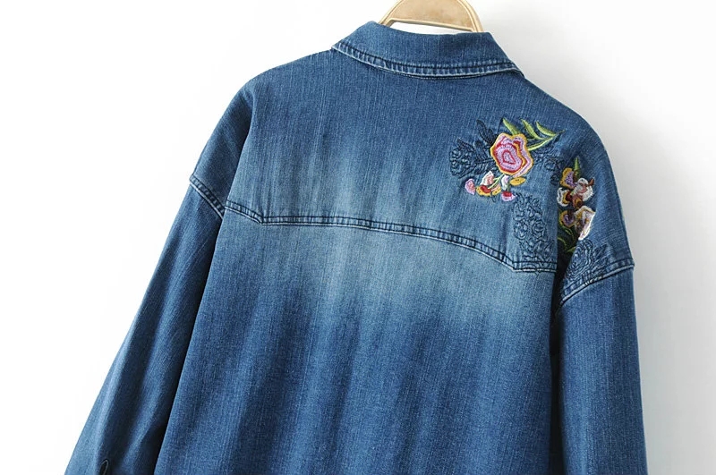 BM70282 Embroidered Denim Jacket Blue