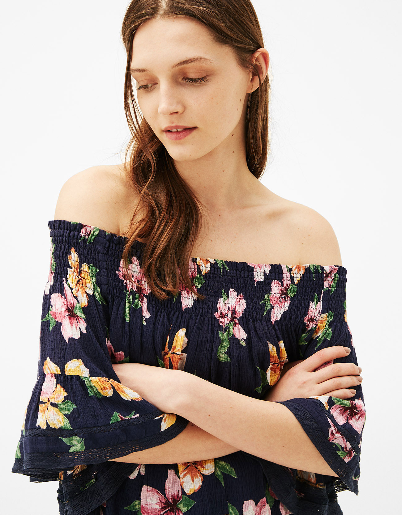 BM70299 Pretty Off-Shoulder Top Dark Blue