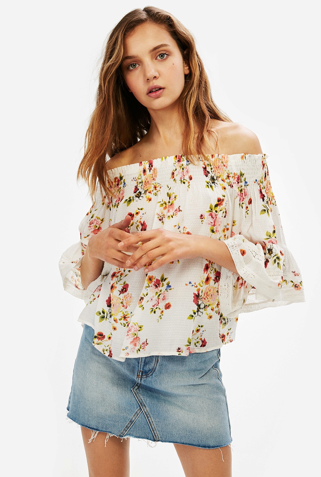 BM70299 Pretty Off-Shoulder Top White