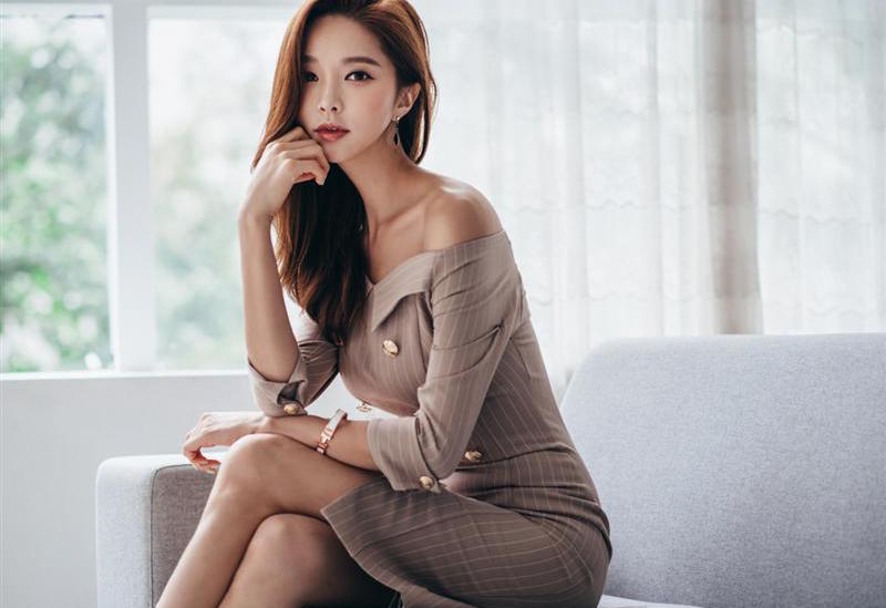 BM70335 Fashion Off-Shoulder Dress As Picture