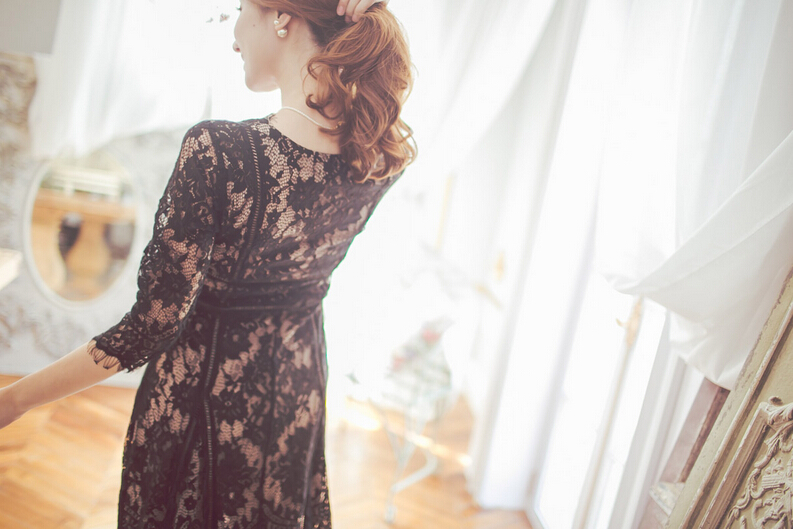 BM70343 Pretty Lace Dress Black