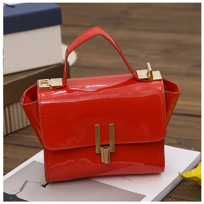 KW80257 Women Shoulder Bag Red