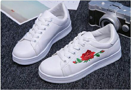 YK012 FLOWERS SNEAKERS (WHITE)