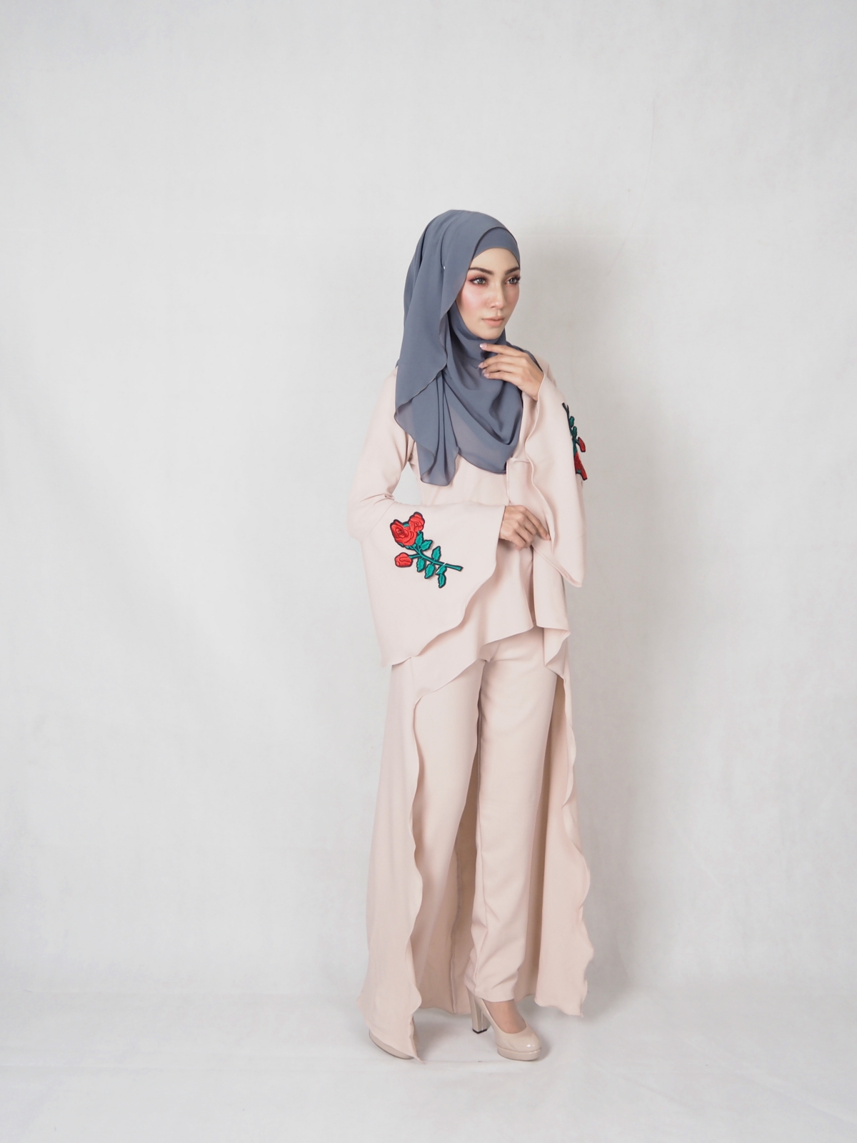 SW4834 Rose Set Blouse & Pants Cream