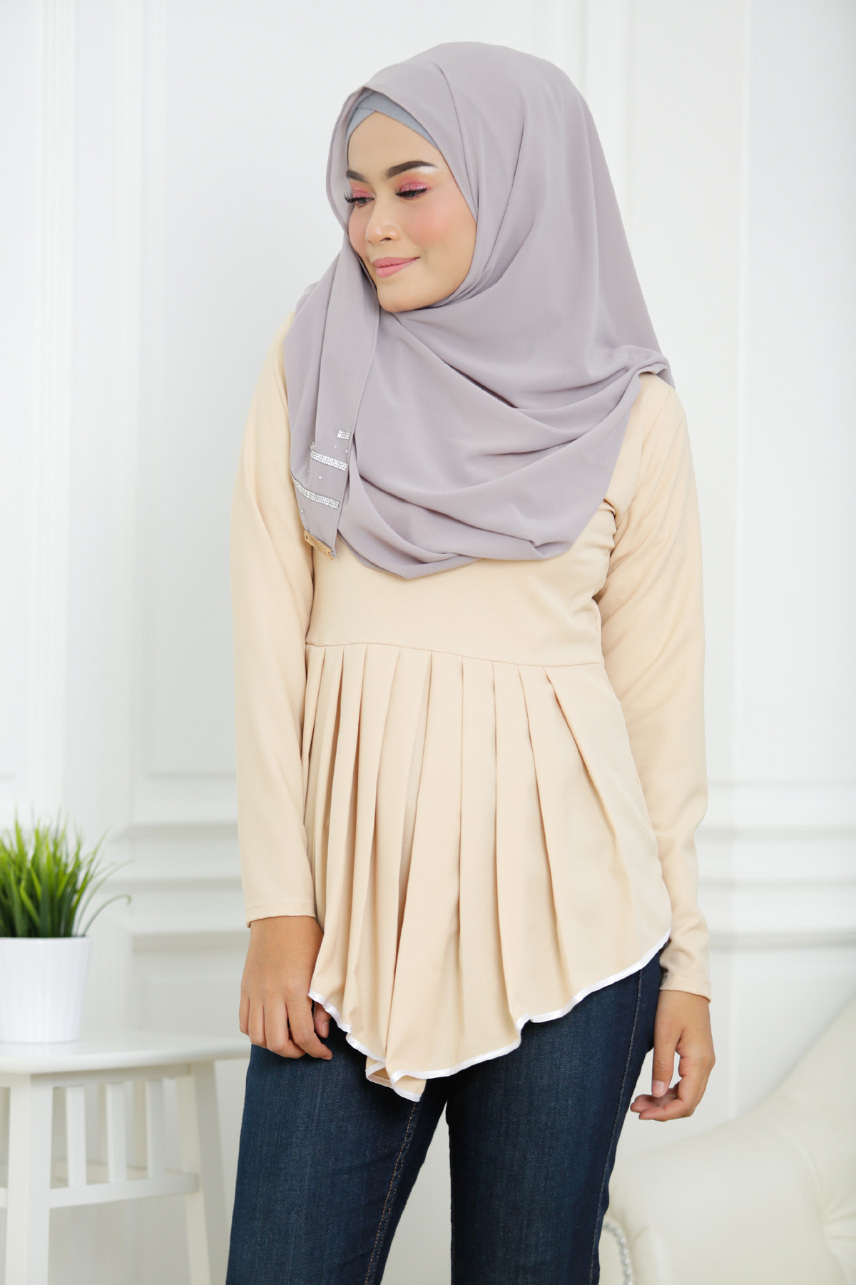 SW4849 Fashion Blouse (Plus Size) Cream
