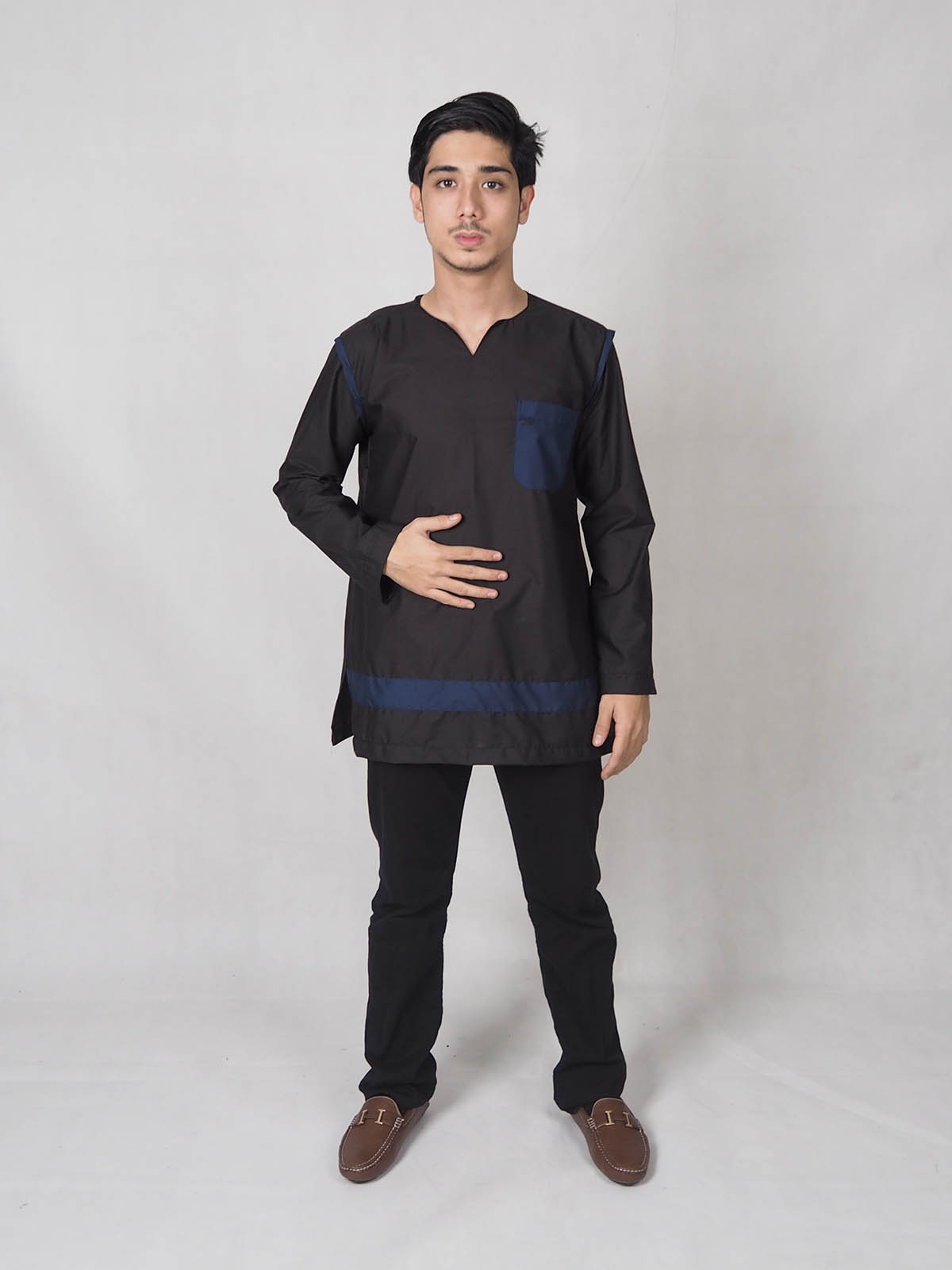 SW4878 Trendy Men Kurta Black & Navy