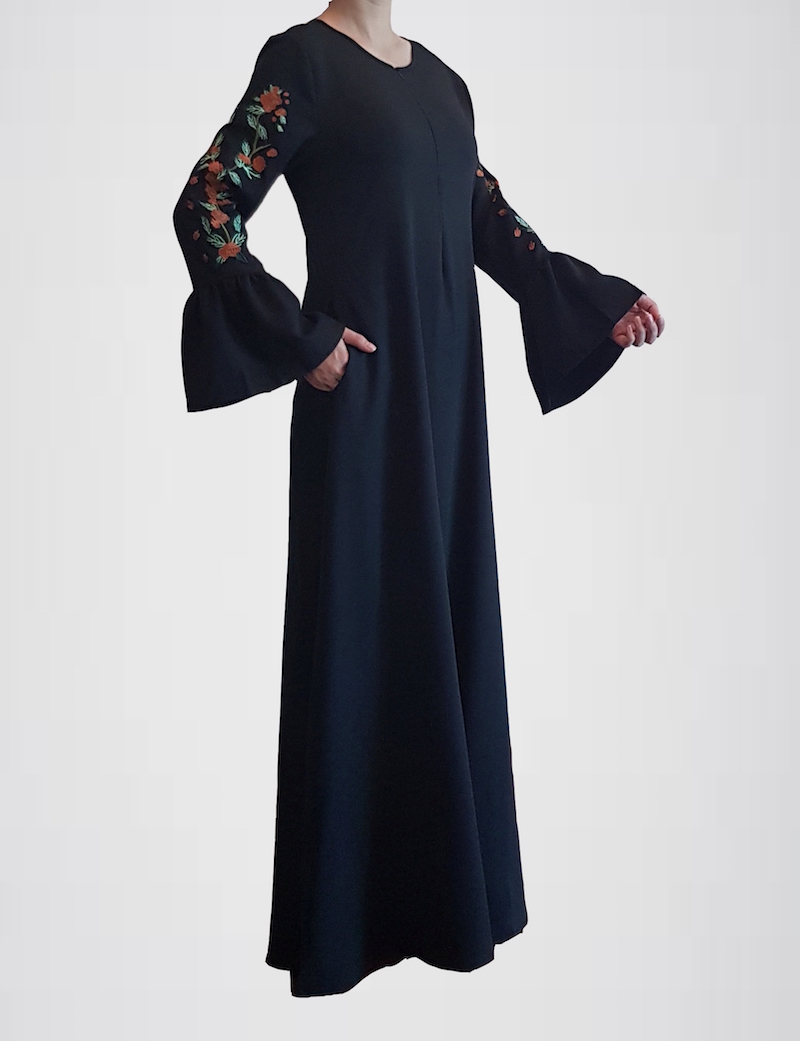 BM70351 Elegant Embroidered Jubah Black
