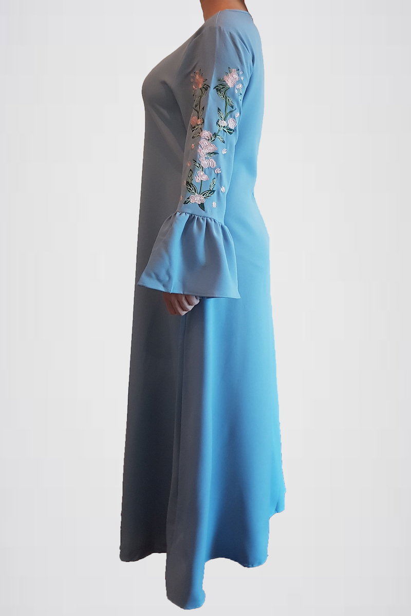 BM70351 Elegant Embroidered Jubah Blue