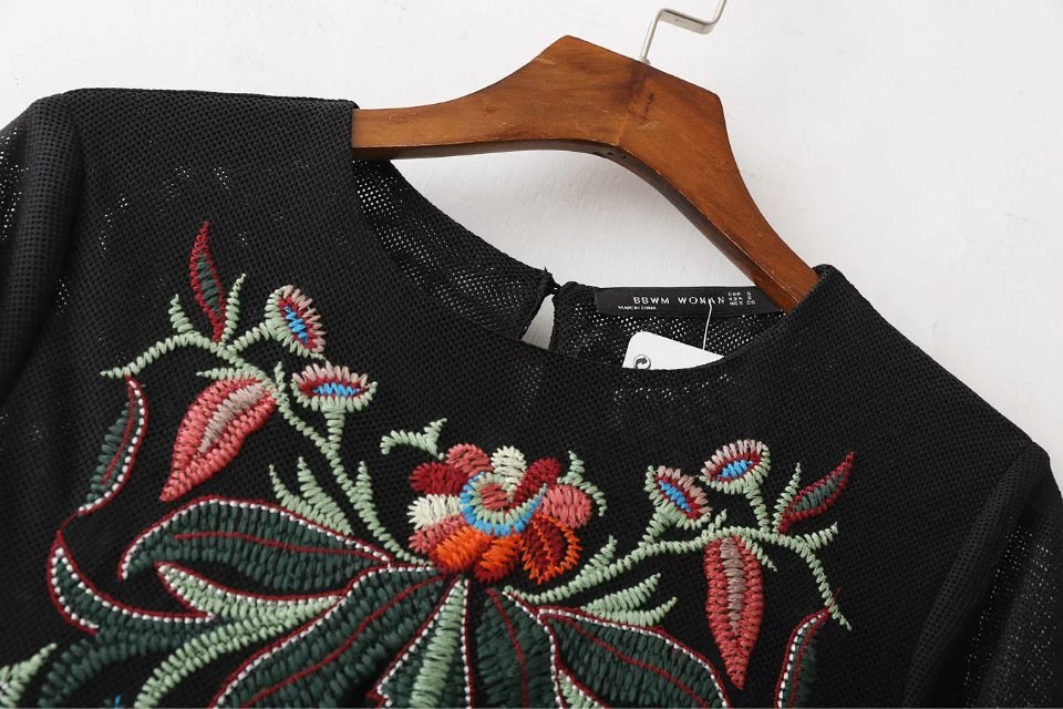 BM70356 Charming Embroidered Dress Black