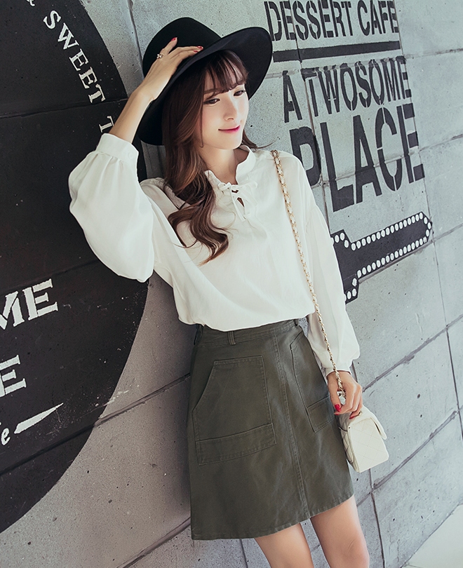 BM70373 Pretty Top White