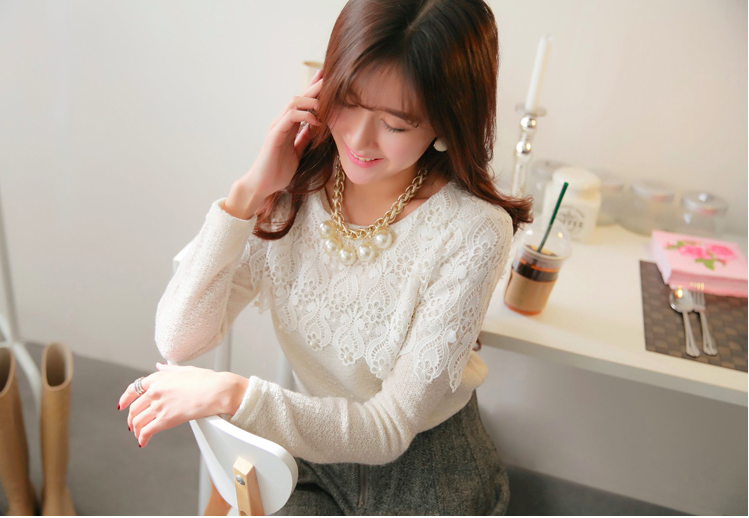 BM70867 Stylish Lace Top White