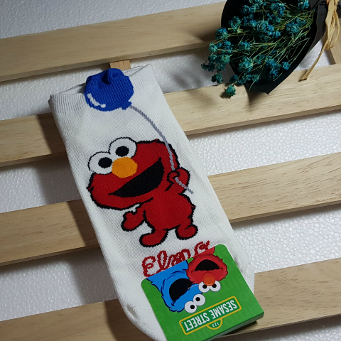 SLSE002A - Ankle Socks (Elmo)