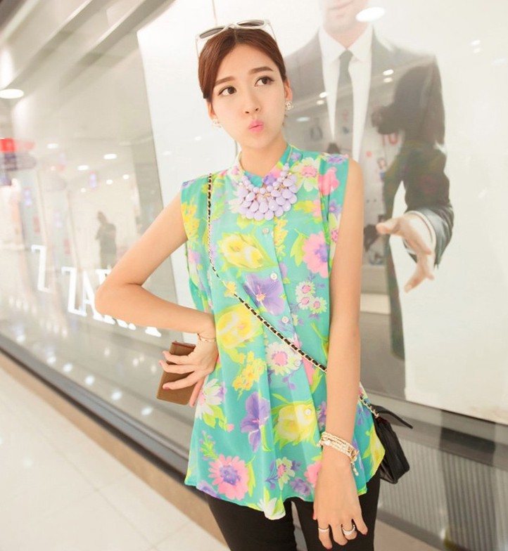 BM70377 Pretty Blouse Floral