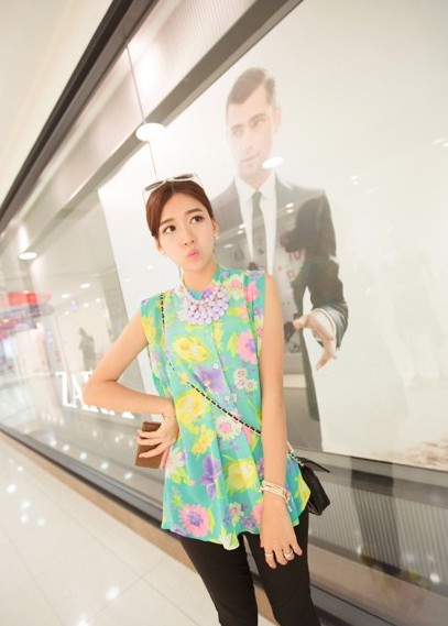 BM70377 Pretty Blouse Floral