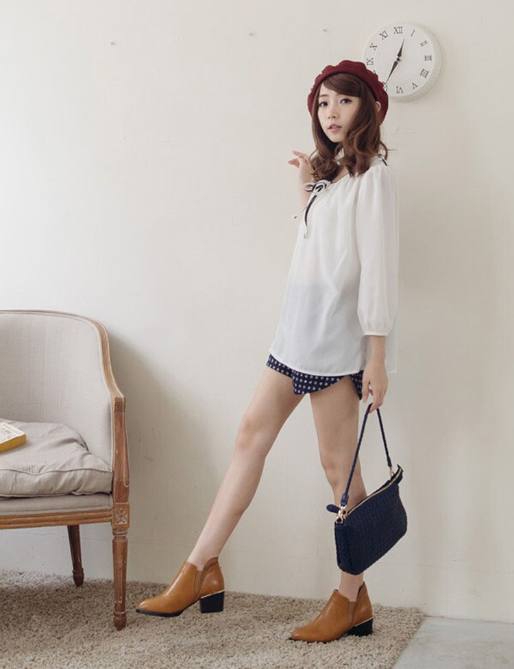 BM70837 Pretty Loose Blouse White