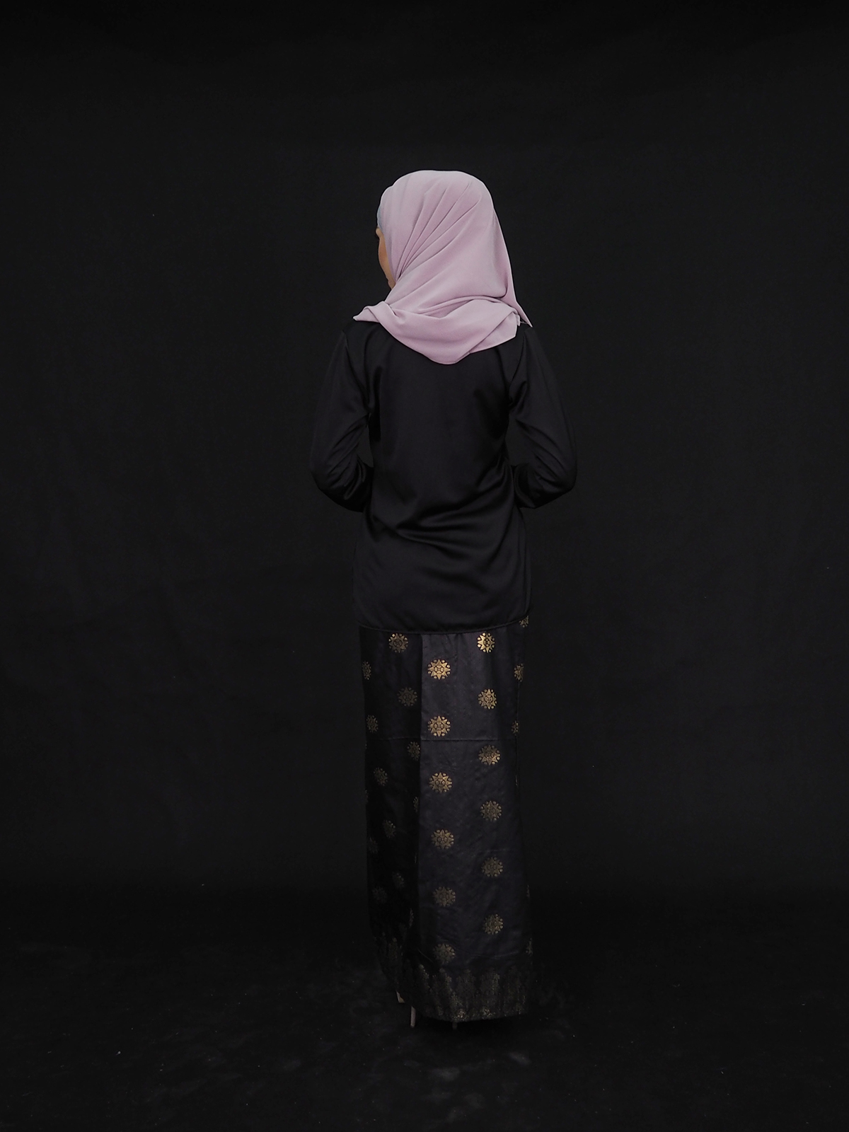 SW4921 Charming Kebaya Black