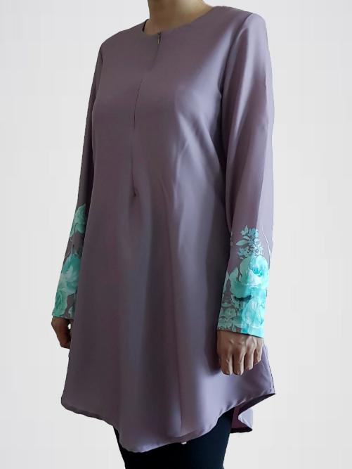 BM70873 Pretty Floral Top Lilac