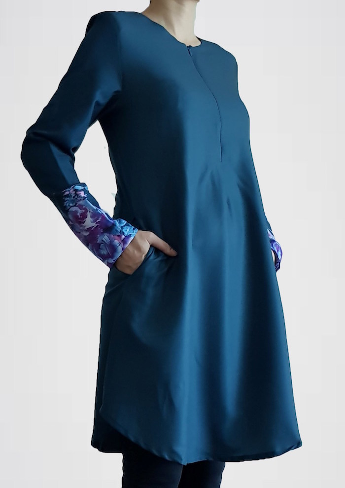 BM70873 Pretty Floral Top Turquoise