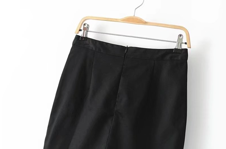 BM70880 Lovely Embroidery Skirt Black