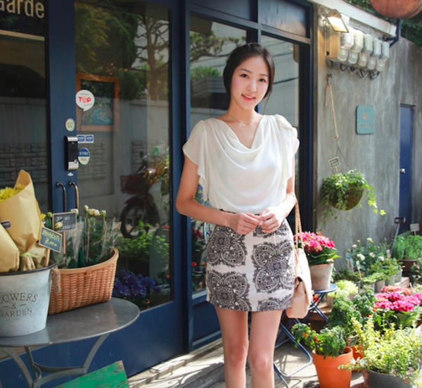 BM70944 Lovely Chiffon Top Almond