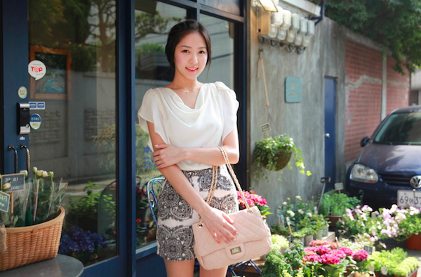 BM70944 Lovely Chiffon Top Almond