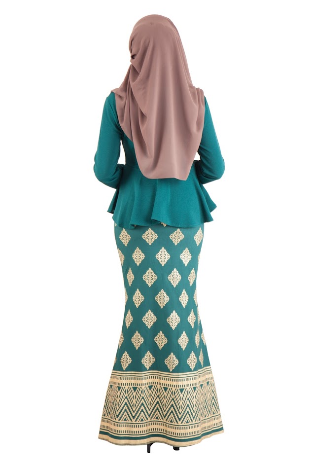 QA-390 Women Stylish Songket Baju Kurung Green