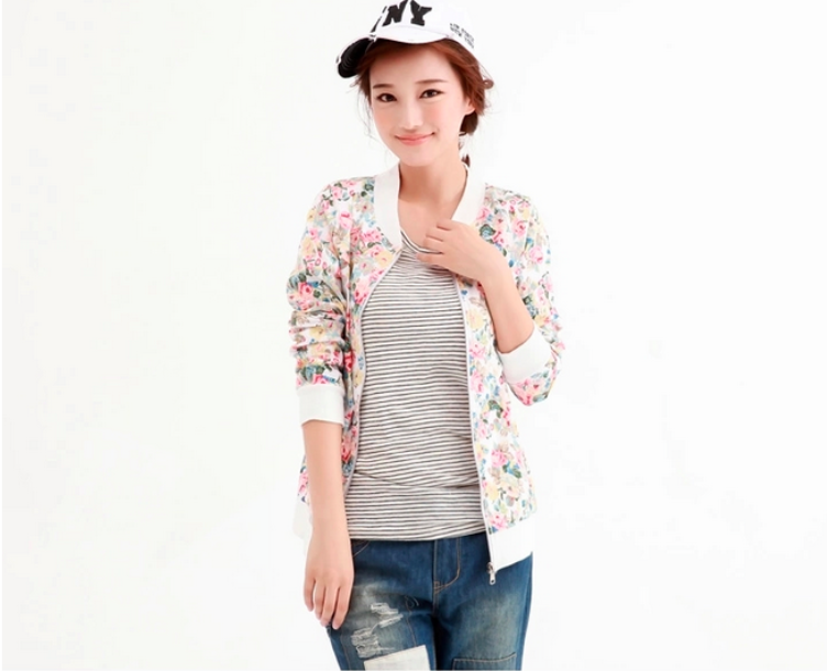 BM70949 Stylish Floral Jacket White
