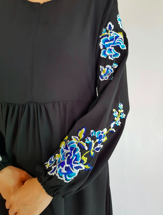 BM70964 Embroidered Jubah Black