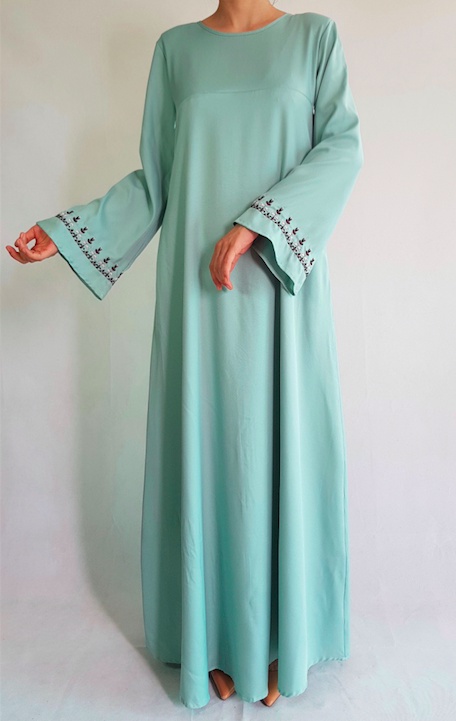 BM70974 Lovely Jubah Mint