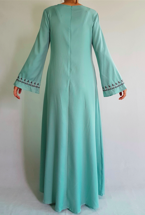 BM70974 Lovely Jubah Mint