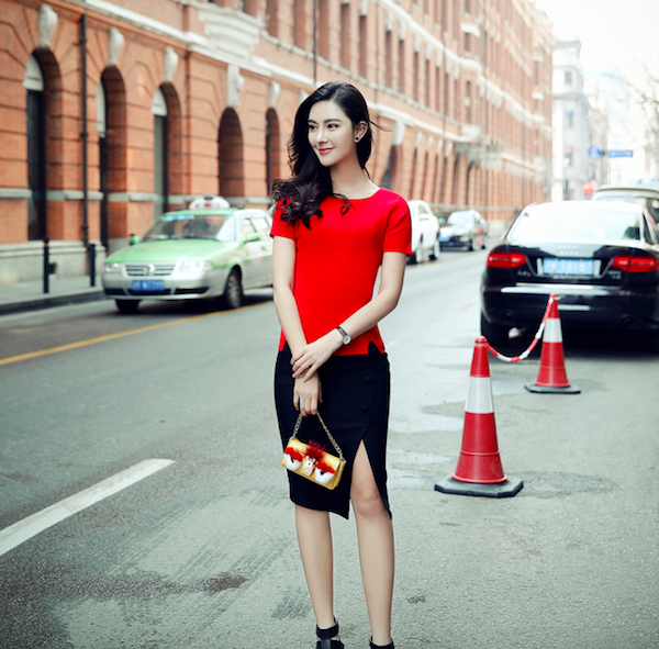 BM70976 Simple Top Red