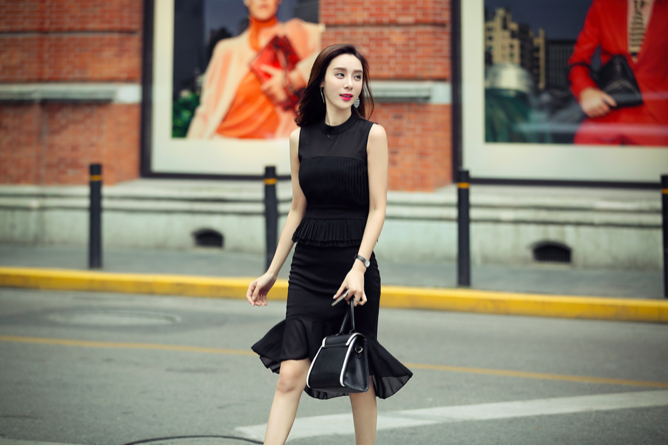 BM70993 Charming Sleeveless Dress Black