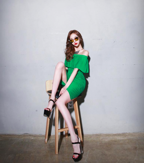 BM70996 Trendy Off-Shoulder Dress Green
