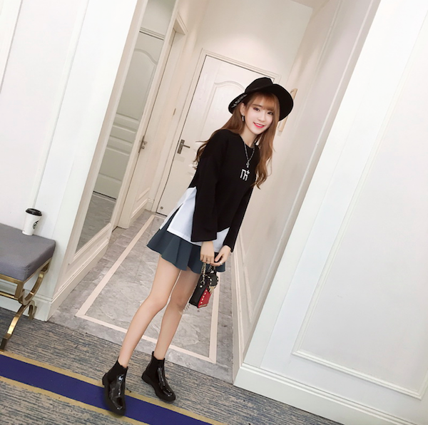 BM71035 Korea Style Flare Sleeves Top Black