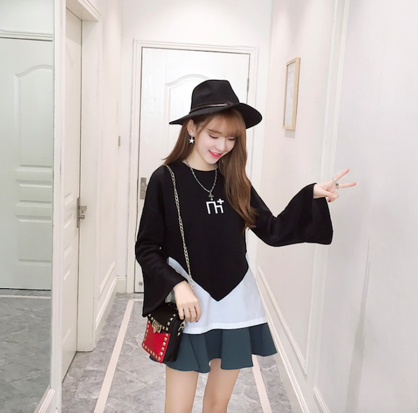 BM71035 Korea Style Flare Sleeves Top Black