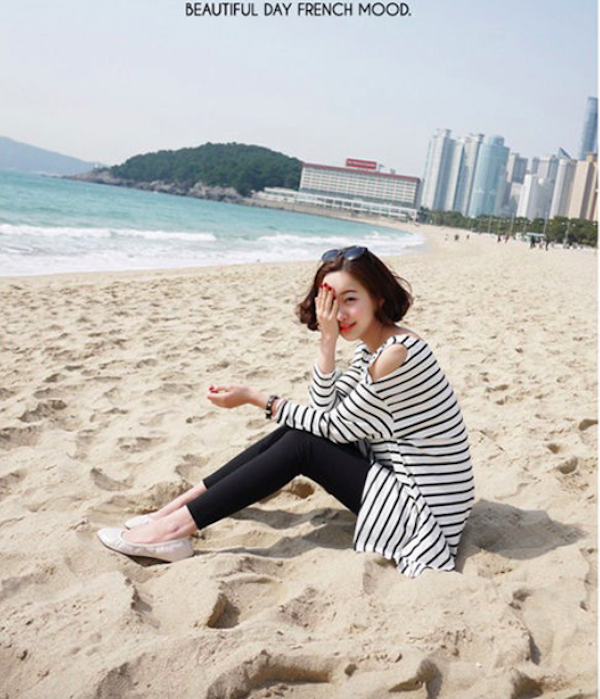 BM71038 Stylish Cut Out Sleeves Top Stripe