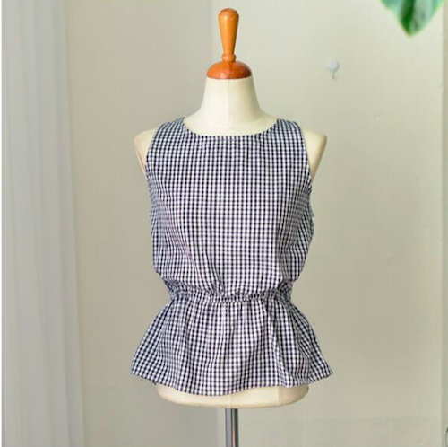 BM71056 Bow Back Design Top As Picture