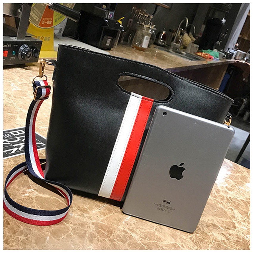 KW80336 Women Casual Bag Black