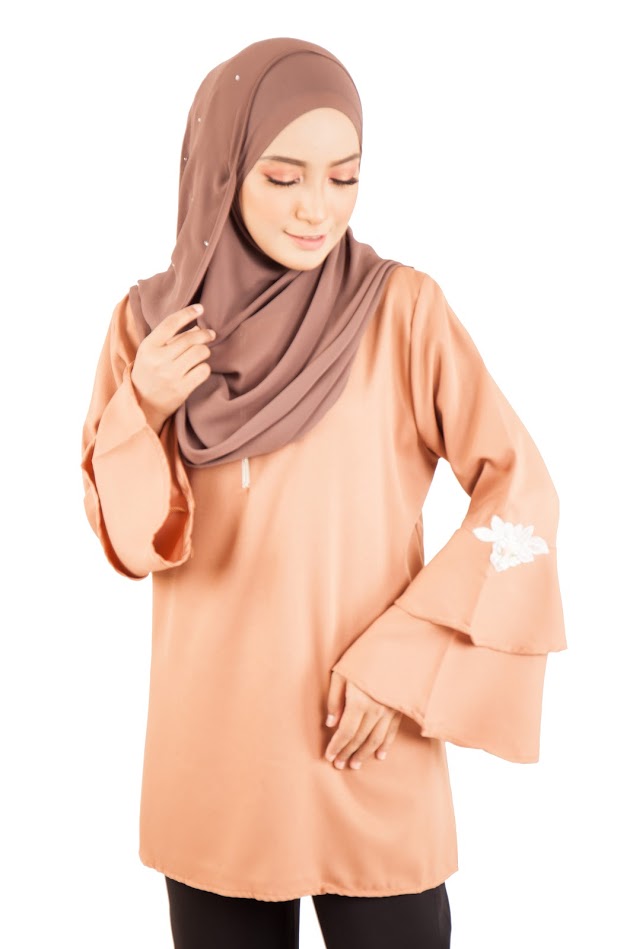 QA-399 Women Stylish Fashion Blouse Beige