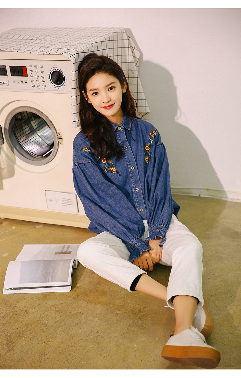 VW12327 Lovely Denim Top Blue